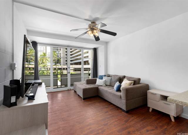 Property at 445 Kaiolu St #407, Honolulu, HI 96815, 1 bed, 1 bath