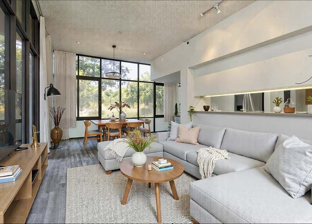 Property at 5333 Likini St #110, Honolulu, HI 96818, 2 beds, 1 bath