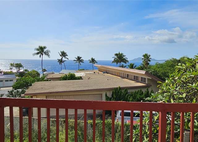 Property at 28 Poipu Dr, Honolulu, HI 96825, 5 beds, 3.5 baths