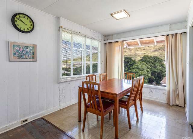 Property at 1968 10th Ave, Honolulu, HI 96816, 4 beds, 2 baths