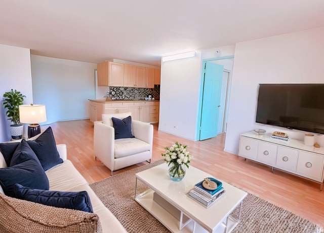 Property at 801 Ala Nioi Pl #905, Honolulu, HI 96818, 3 beds, 2 baths