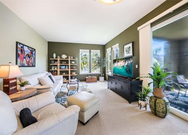 Property at 520 Lunalilo Home Rd #8224, Honolulu, HI 96825, 3 beds, 2 baths