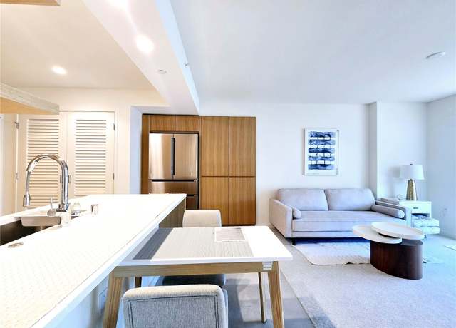 Property at 1388 Kapiolani Blvd #3204, Honolulu, HI 96814, 1 bed, 1 bath