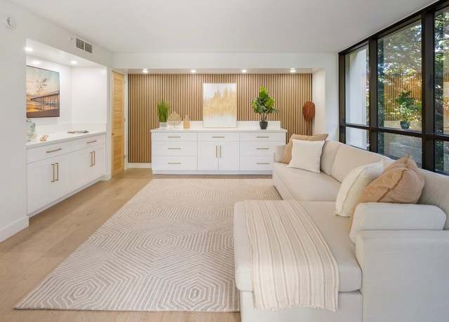 Property at 1525 Wilder Ave #502, Honolulu, HI 96822, 2 beds, 2 baths