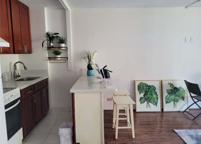 Property at 2345 Ala Wai Blvd #915, Honolulu, HI 96815, 1 bath