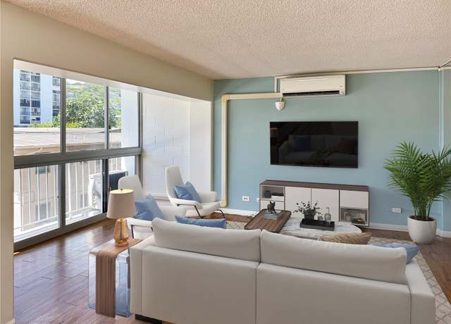 Property at 1710 Punahou St #302, Honolulu, HI 96822, 1 bed, 1 bath