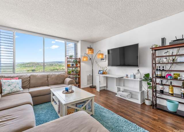 Property at 3045 Ala Napuaa Pl #1305, Honolulu, HI 96818, 1 bed, 1 bath