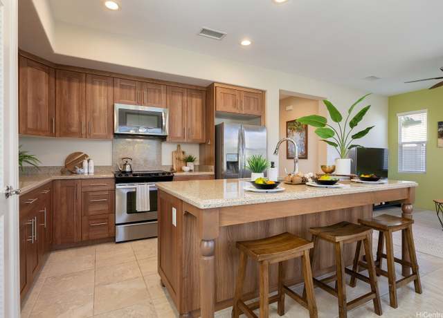 Property at 91-1221 Kaikohola St Unit D91, Ewa Beach, HI 96706, 4 beds, 3 baths
