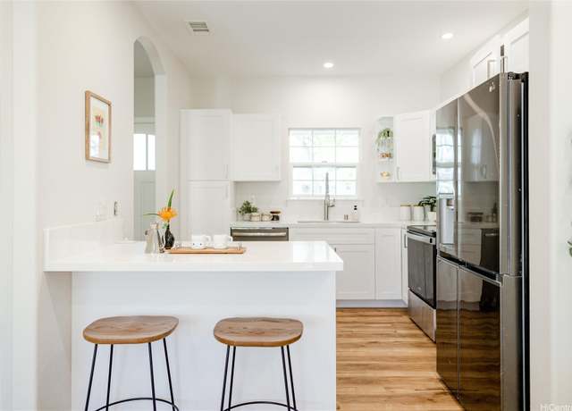 Property at 91-1018 Kaipalaoa St #5804, Ewa Beach, HI 96706, 3 beds, 2.5 baths