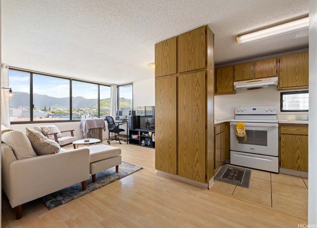Property at 909 Coolidge St #501, Honolulu, HI 96826, 1 bed, 1 bath