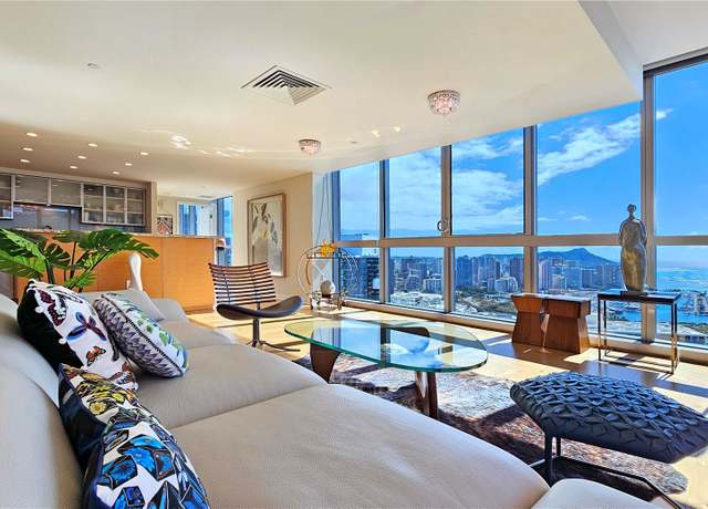 Property at 1177 Queen St Ph 4610, Honolulu, HI 96814, 3 beds, 3 baths
