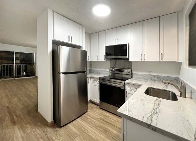 Property at 3095 Ala Ilima St #204, Honolulu, HI 96818, 2 beds, 1 bath