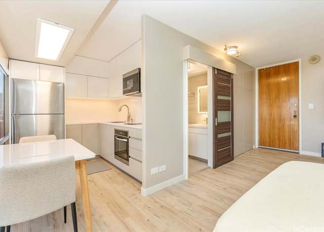 Property at 1750 Kalakaua Ave #1303, Honolulu, HI 96826, 1 bath