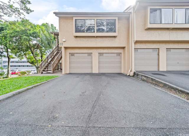 Property at 46-010 Aliikane Pl #211, Kaneohe, HI 96744, 2 beds, 2 baths