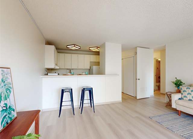 Property at 2140 Kuhio Ave #812, Honolulu, HI 96815, 1 bed, 1 bath