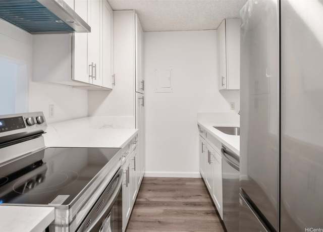 Property at 1215 Alexander St #204, Honolulu, HI 96826, 2 beds, 1 bath