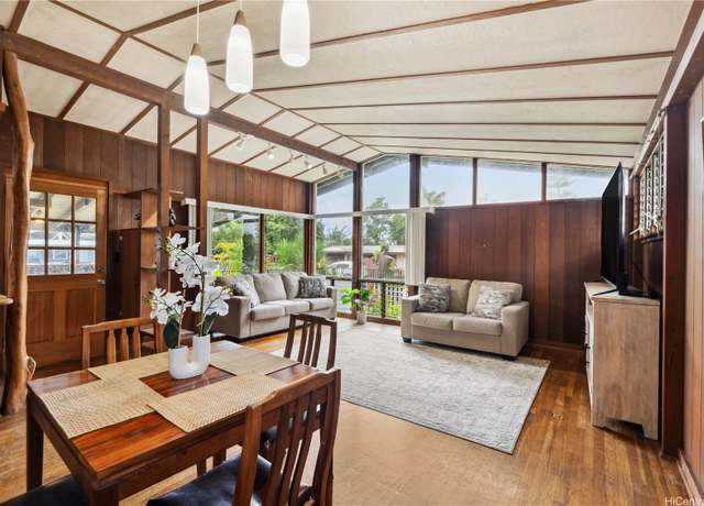 Property at 18 Dole Rd, Wahiawa, HI 96786, 3 beds, 3 baths
