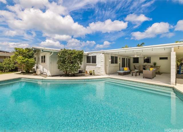 Property at 1499 Akeke Pl, Kailua, HI 96734, 4 beds, 3 baths