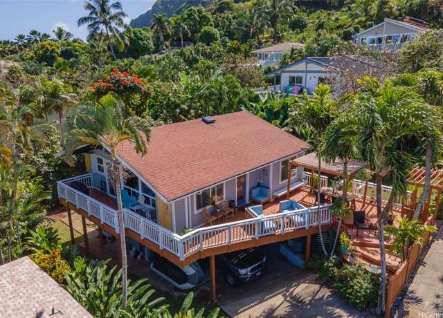 Property at 51-010 Lau Pl, Kaaawa, HI 96730, 3 beds, 2 baths