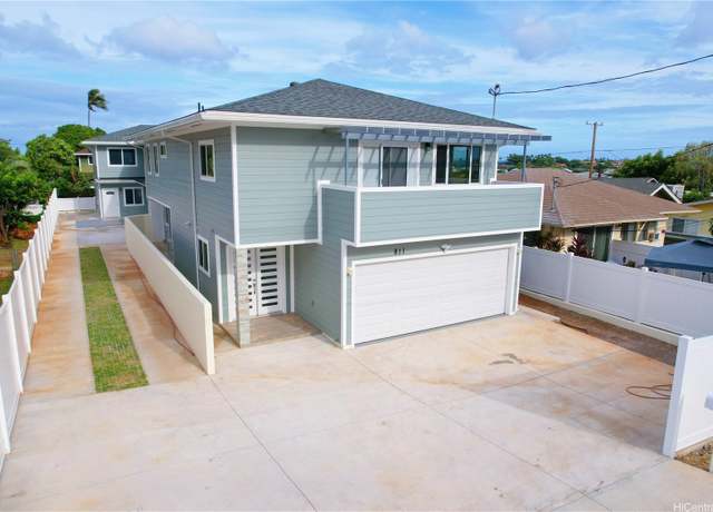 Property at 811 20th Ave, Honolulu, HI 96816, 5 beds, 3 baths