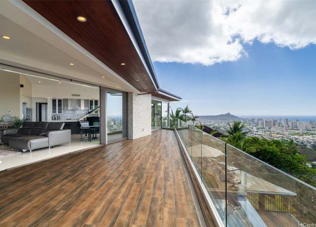 Property at 2809 Round Top Dr, Honolulu, HI 96822, 5 beds, 4.5 baths