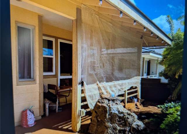 Property at 87-120 Kaleiwohi St, Waianae, HI 96792, 4 beds, 2.5 baths