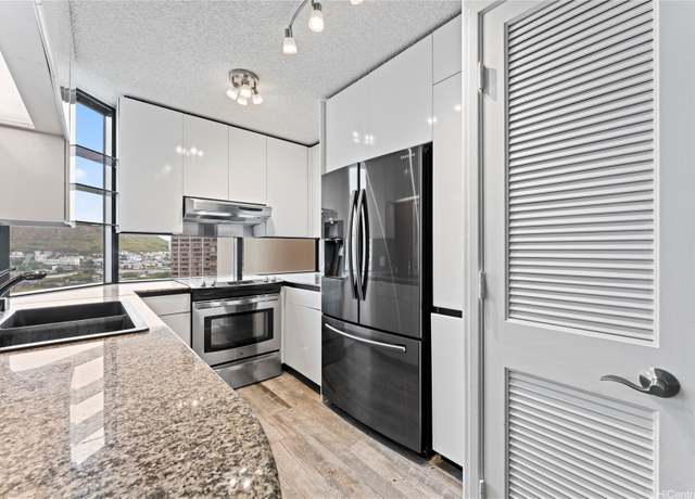 Property at 1212 Nuuanu Ave #2406, Honolulu, HI 96817, 2 beds, 2 baths