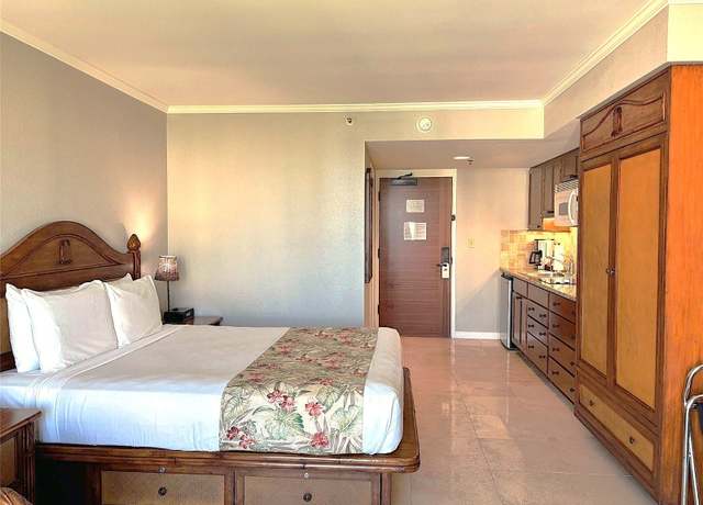 Property at 2045 Kalakaua Ave #1102, Honolulu, HI 96815, 1 bath