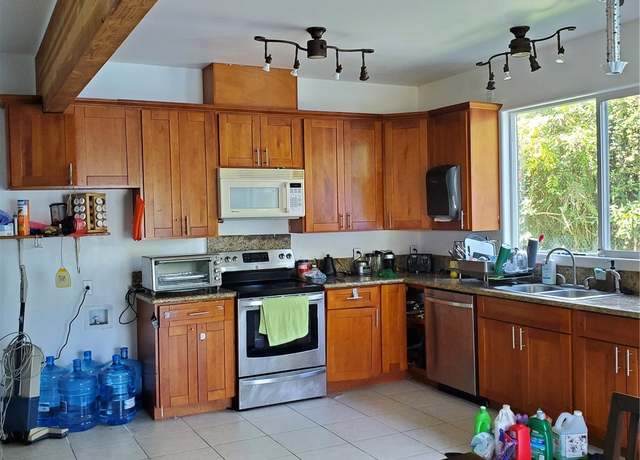 Property at 14-808 Crystal Cir, Pahoa, HI 96778, 3 beds, 2 baths