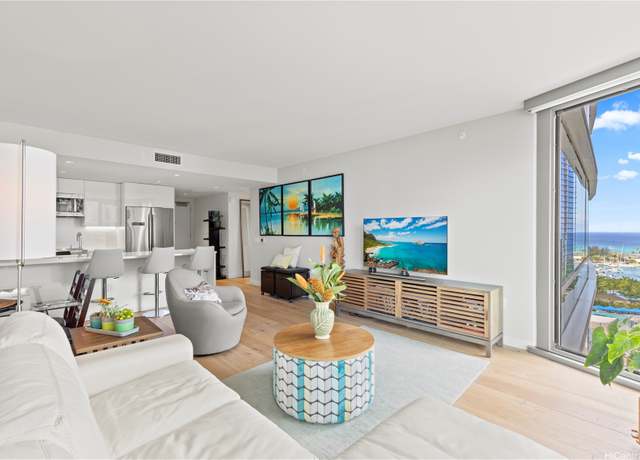 Property at 1001 Queen St #1403, Honolulu, HI 96814, 1 bed, 1 bath