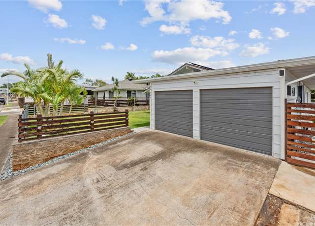 Property at 94-469 Hokuala St, Mililani, HI 96789, 4 beds, 2 baths