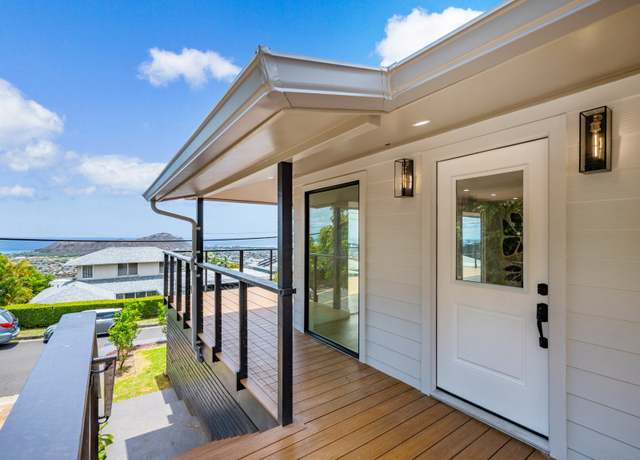 Property at 2012 Iwi Way, Honolulu, HI 96816, 4 beds, 4 baths