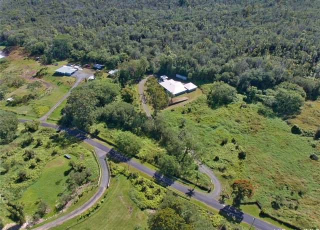Property at 699 Kulaloa Rd, Hilo, HI 96720, 4 beds, 3 baths