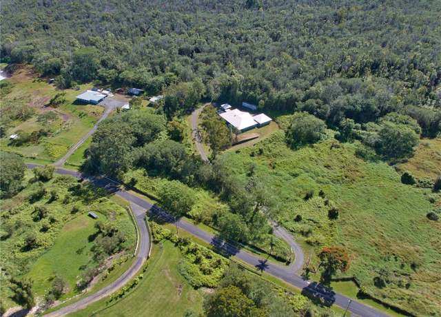 Property at 699 Kulaloa Rd, Hilo, HI 96720, 4 beds, 3 baths