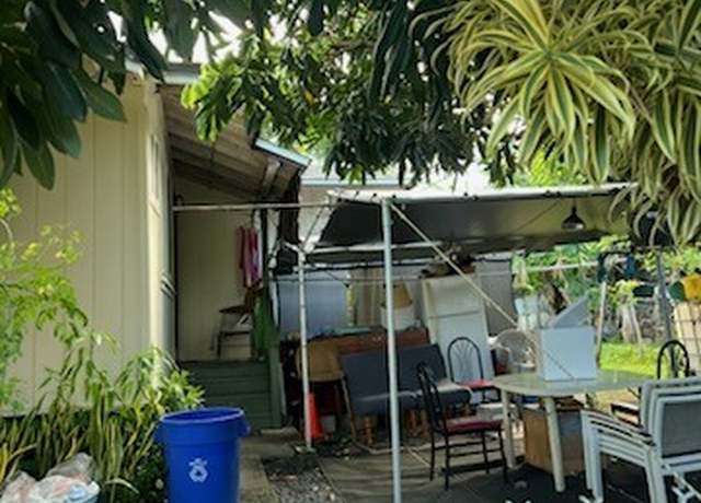 Property at 2704 Kalihi St, Honolulu, HI 96819, 11 beds, 5 baths