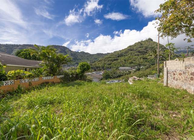 Property at 2321 Waiomao Rd, Honolulu, HI 96816