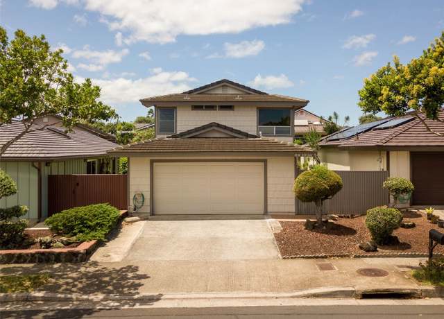 Property at 94-1036 Leomana Pl, Waipahu, HI 96797, 3 beds, 2.5 baths