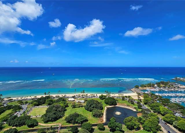 Property at 1108 Auahi St #3201, Honolulu, HI 96814, 3 beds, 3 baths