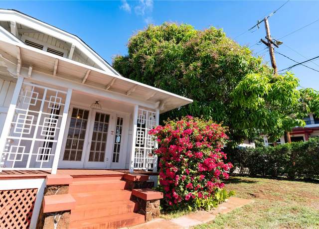 Property at 3340 Mooheau Ave, Honolulu, HI 96816, 5 beds, 2 baths