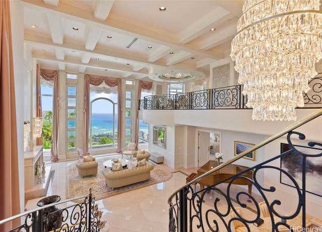 Property at 763 Kaulana Pl, Honolulu, HI 96821, 6 beds, 8 baths