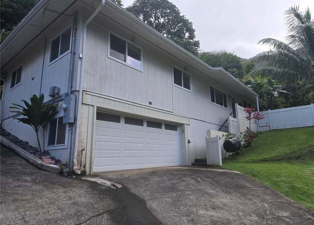 Property at 47-716 Ahuimanu Rd, Kaneohe, HI 96744, 3 beds, 2 baths