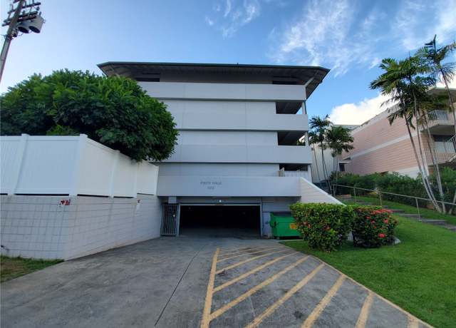 Property at 1512 Piikoi St #402, Honolulu, HI 96822, 2 beds, 1 bath