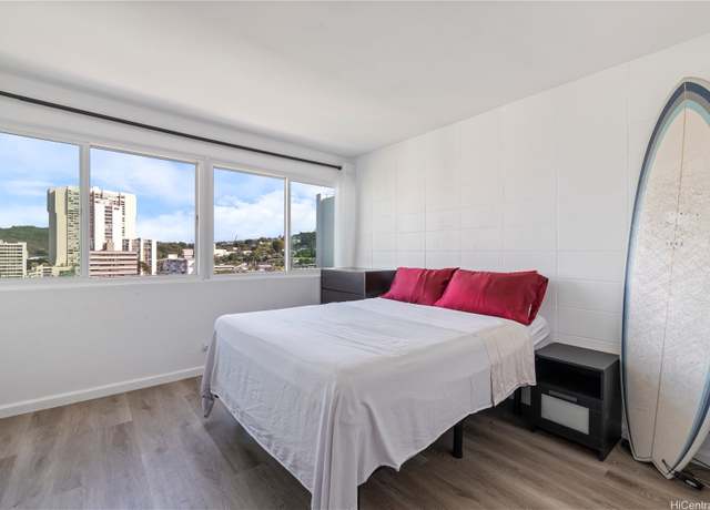 Property at 1710 Makiki St #1005, Honolulu, HI 96822, 1 bed, 1 bath