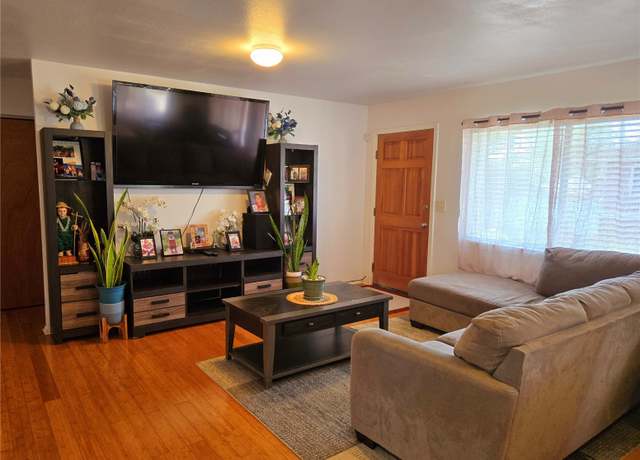 Property at 91-1075 Lehu St, Ewa Beach, HI 96706, 3 beds, 2 baths
