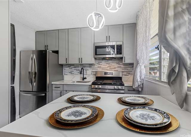 Property at 1441 Kamualii St Unit F243, Honolulu, HI 96817, 2 beds, 1 bath