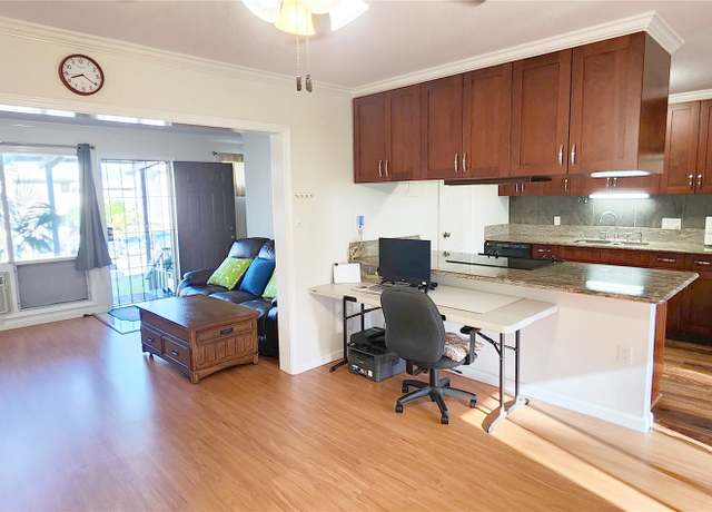 Property at 98-921 Noelani St Unit B, Pearl City, HI 96782, 3 beds, 1.5 baths