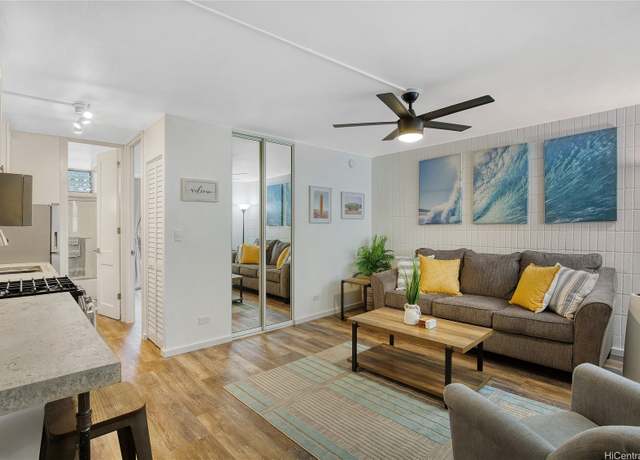 Property at 1911 Kalakaua Ave #310, Honolulu, HI 96815, 1 bed, 1 bath