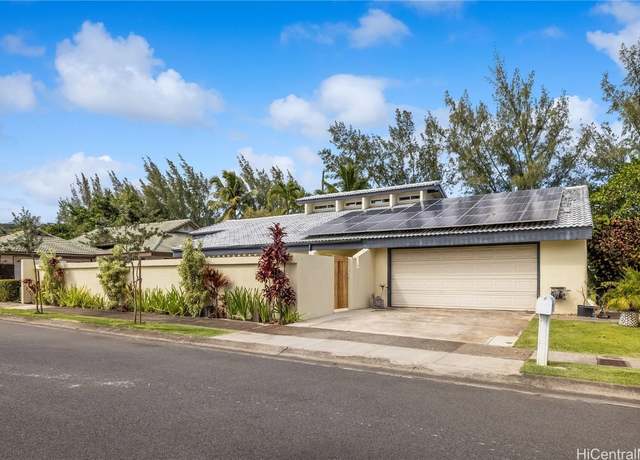 Property at 7762 Kalohelani Pl, Honolulu, HI 96825, 4 beds, 3 baths