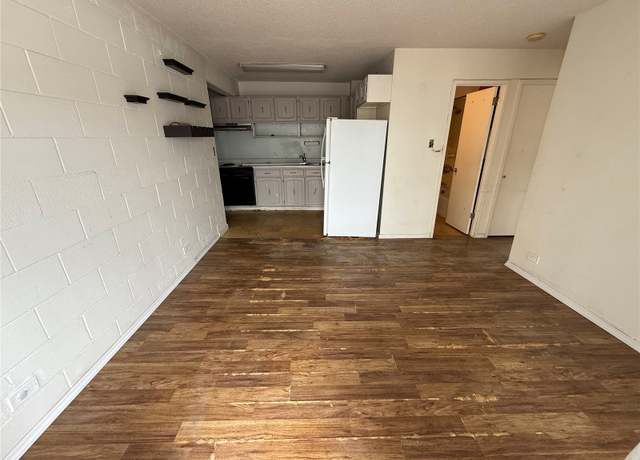 Property at 1440 Ward Ave #402, Honolulu, HI 96822, 2 beds, 1 bath