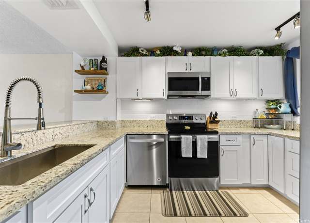 Property at 500 Lunalilo Home Rd Unit 22G, Honolulu, HI 96825, 2 beds, 2 baths